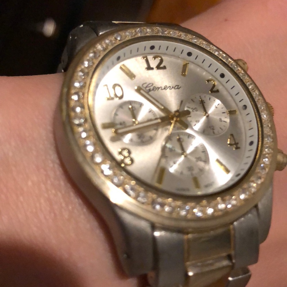 Geneva Watch - Picture 4 of 5